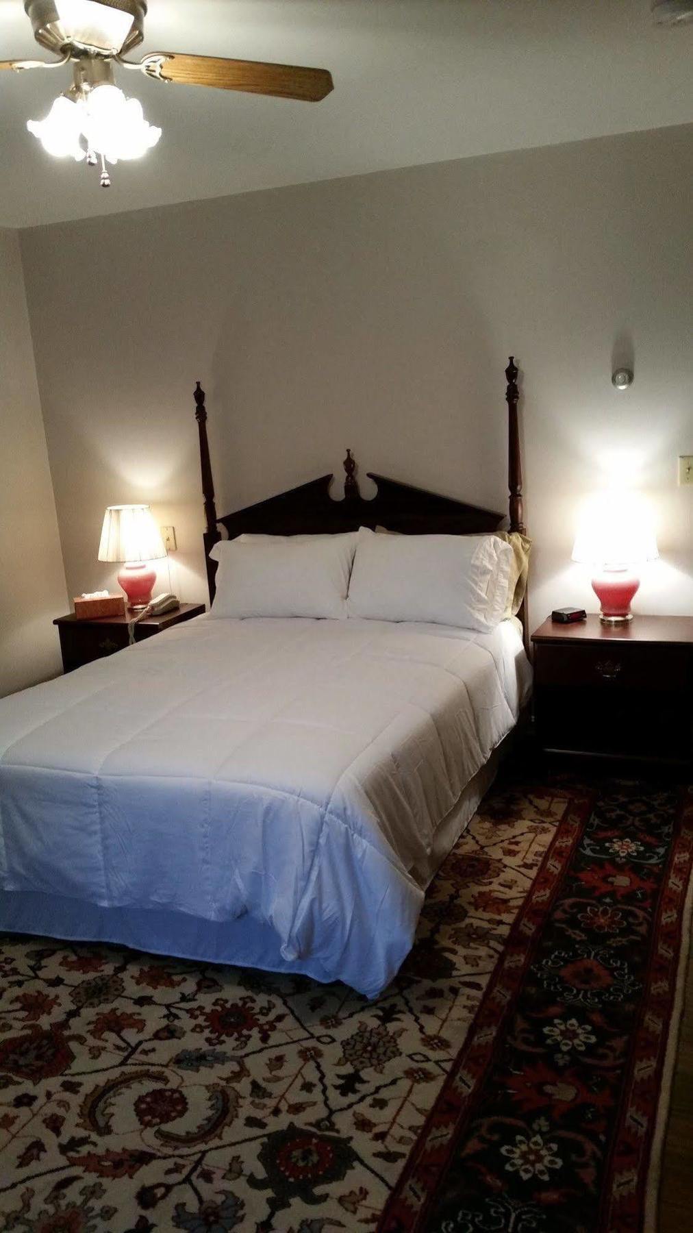 The Inn On Winter'S Hill Kingfield Extérieur photo